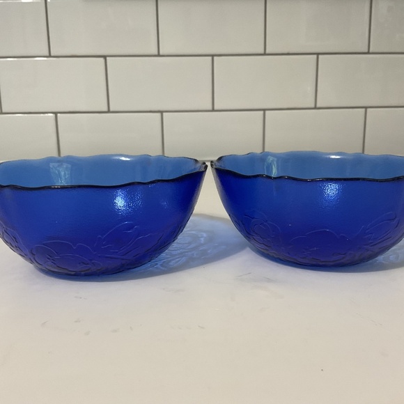 VTG GLCOLOC ARCOROC FRANCE Cobalt Blue Floral Small Glass Bowls Set of 2 - Picture 2 of 9